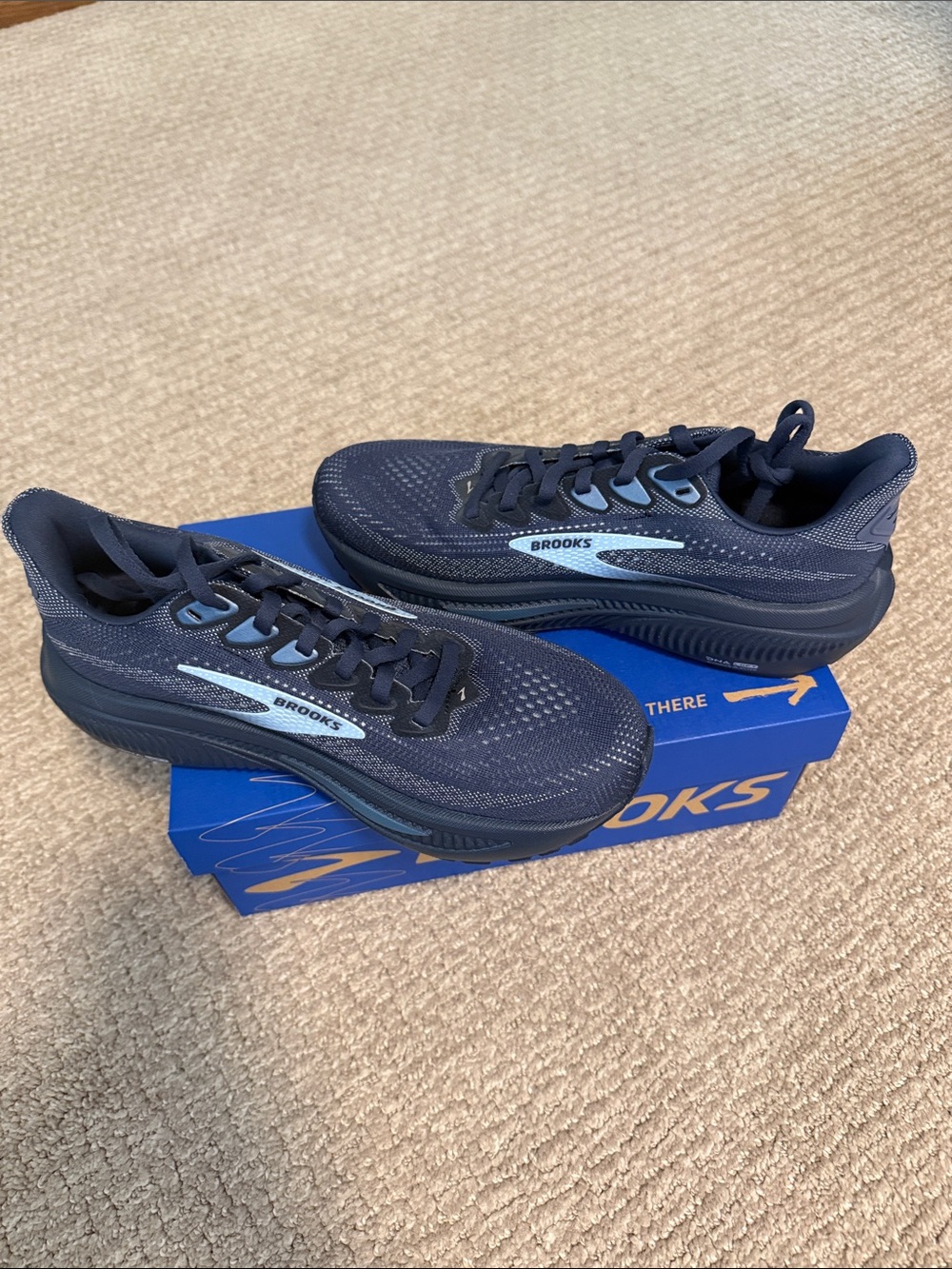 Brooks Women's Navy with Light Blue Accent Running Sneakers - Picture 4 of 4